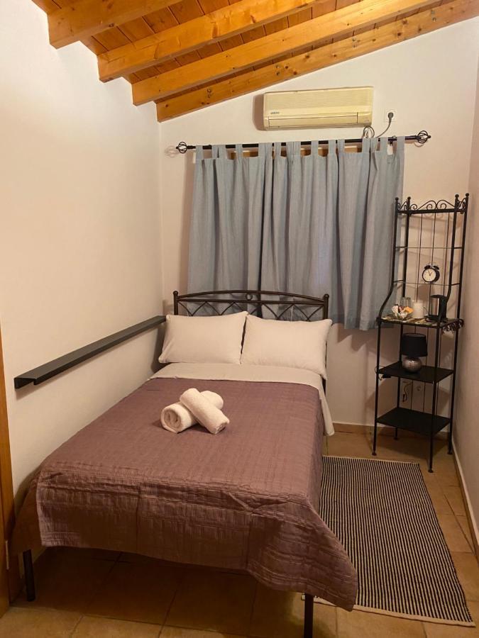 Hôtel Pegasus House à Corinthe Extérieur photo