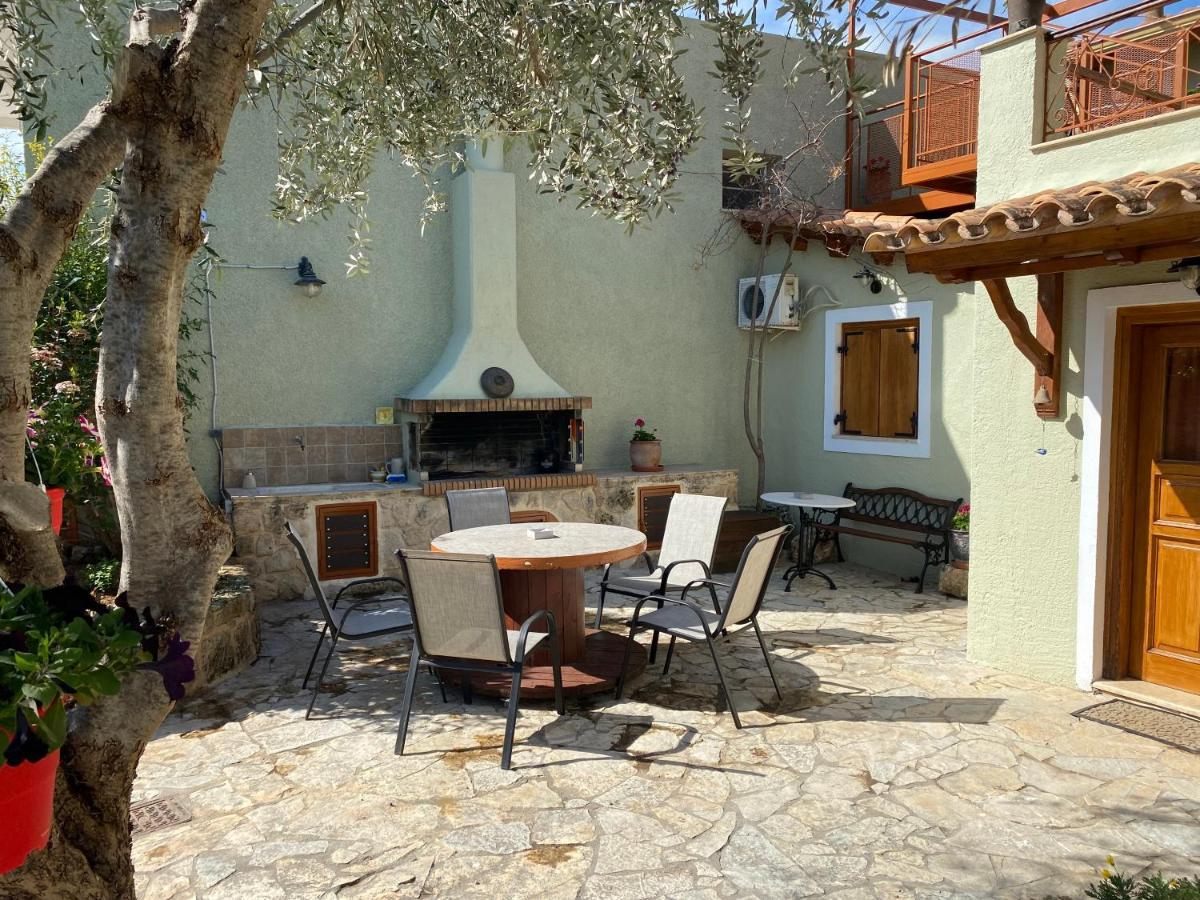 Hôtel Pegasus House à Corinthe Extérieur photo